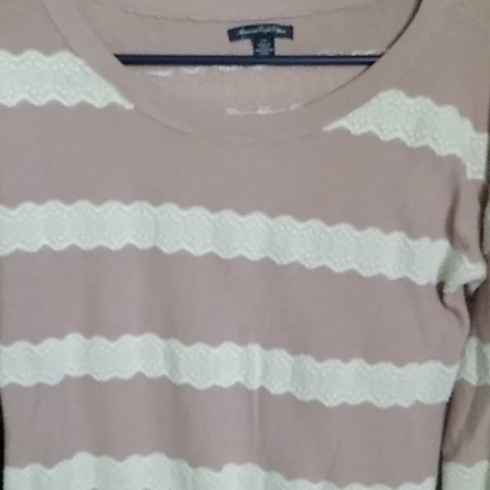 Sweater - Picture 2 of 3